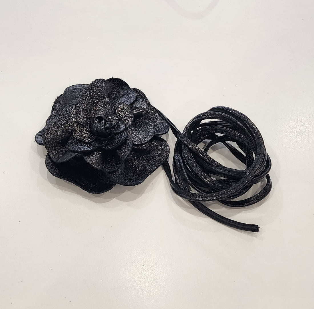 Flower Wrap Belt – Black Sparkle