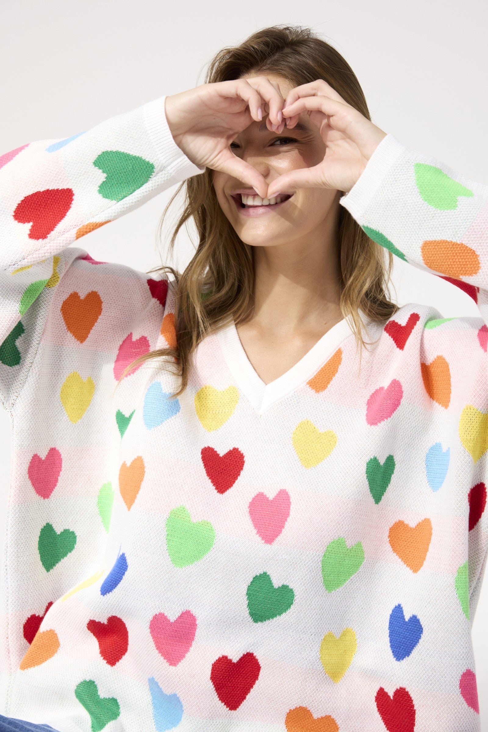 Alaska Relaxed Heart Jumper – Rainbow