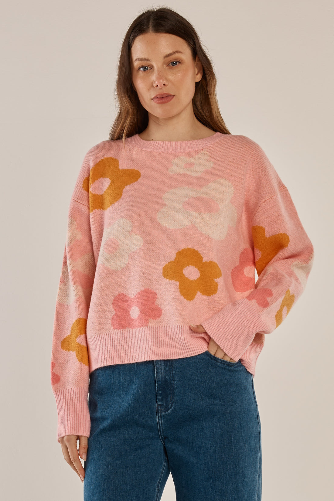 Leonie Knit – Jacquard Flowers