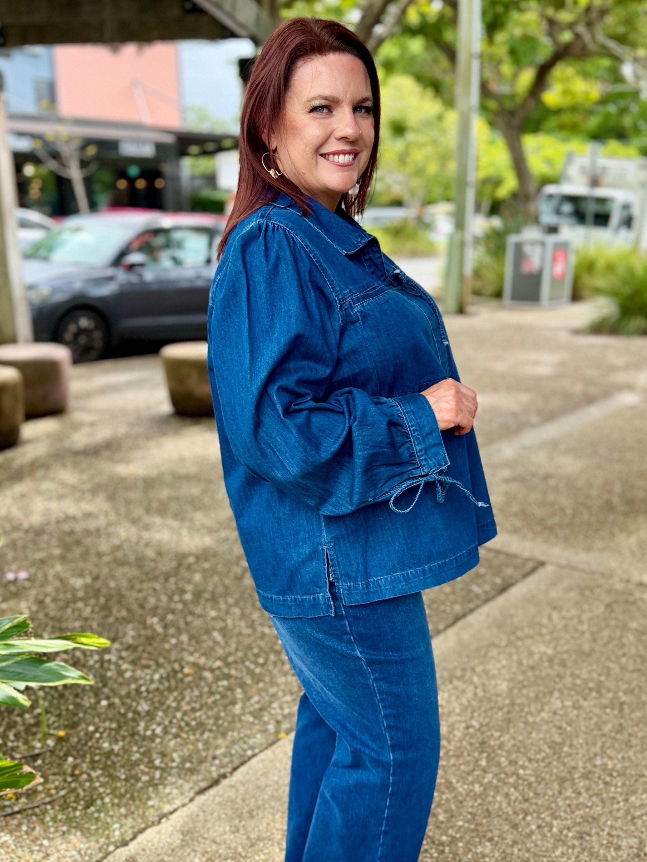 Scarlett Jean – Dark Blue