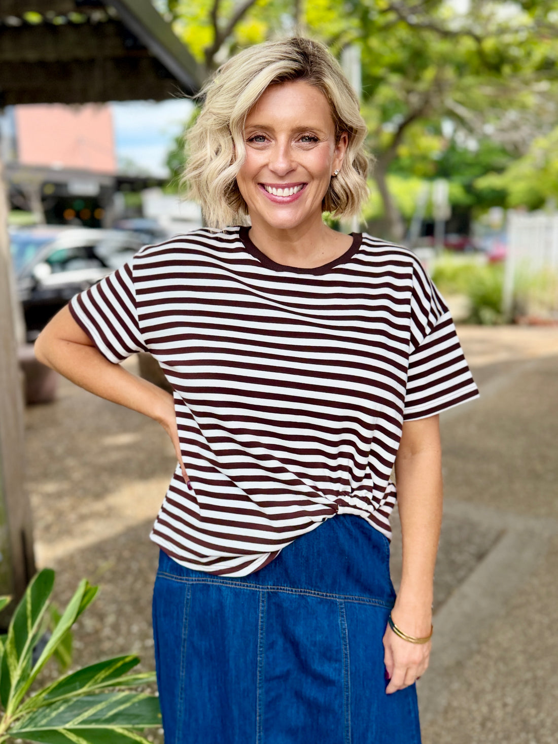 Wynona Tee – Brown Stripe