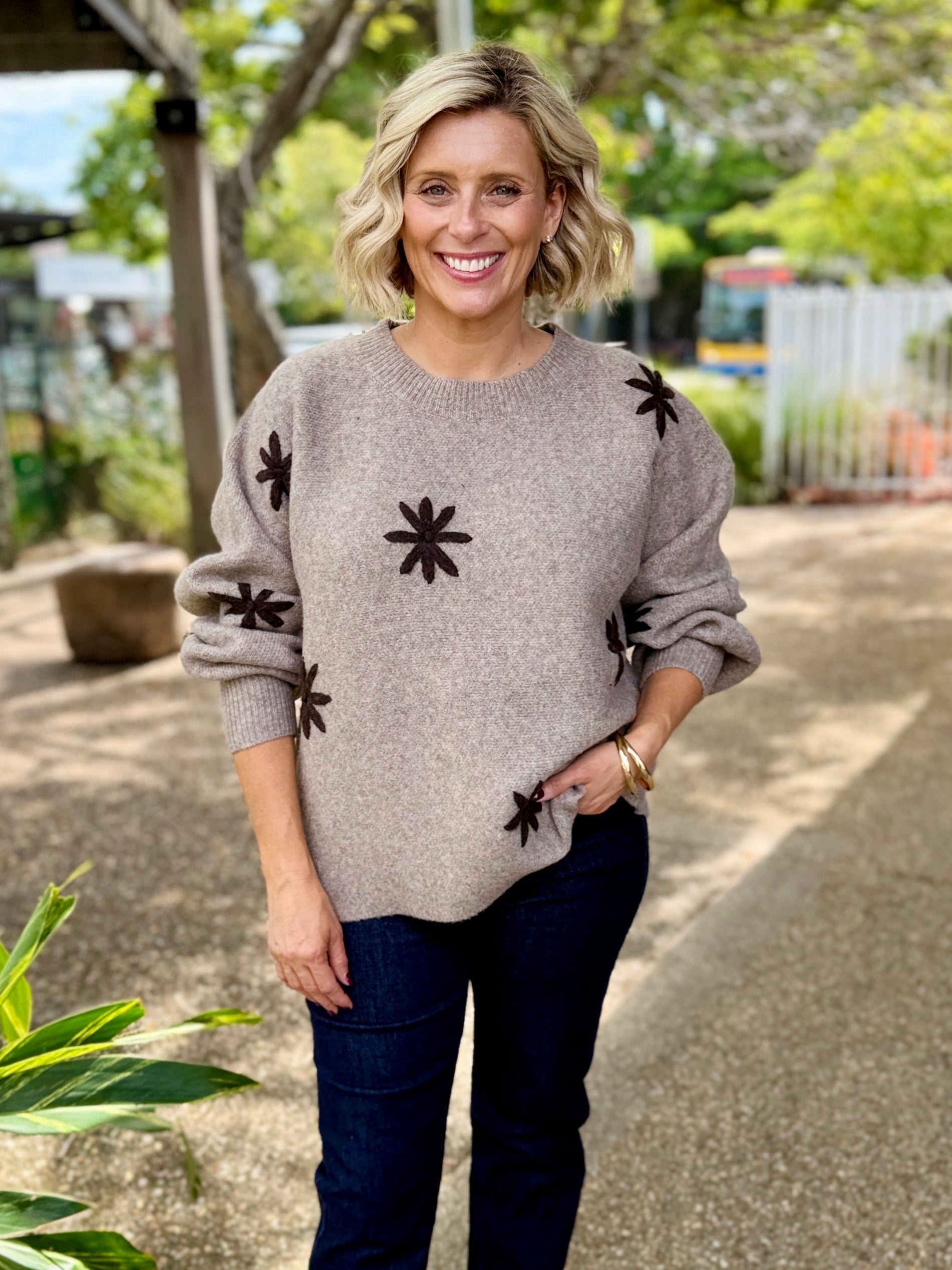 Miru Flower Jumper – Stone