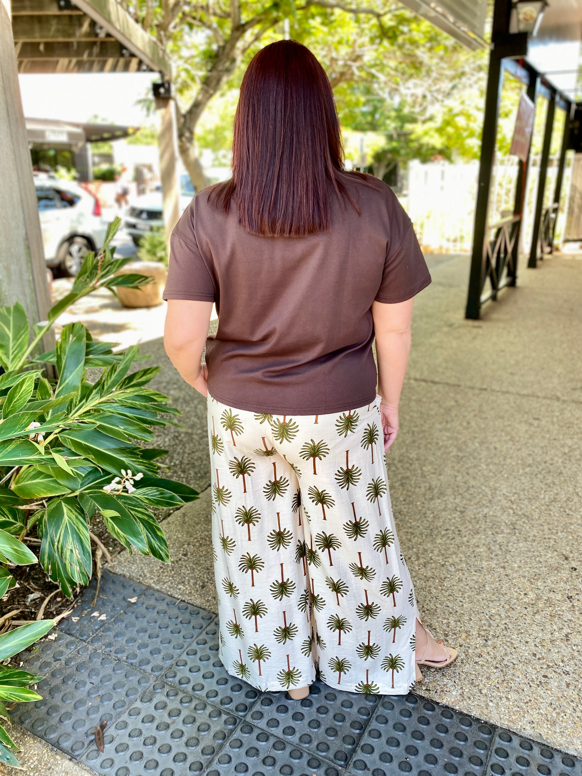 Wynona Tee – Choc