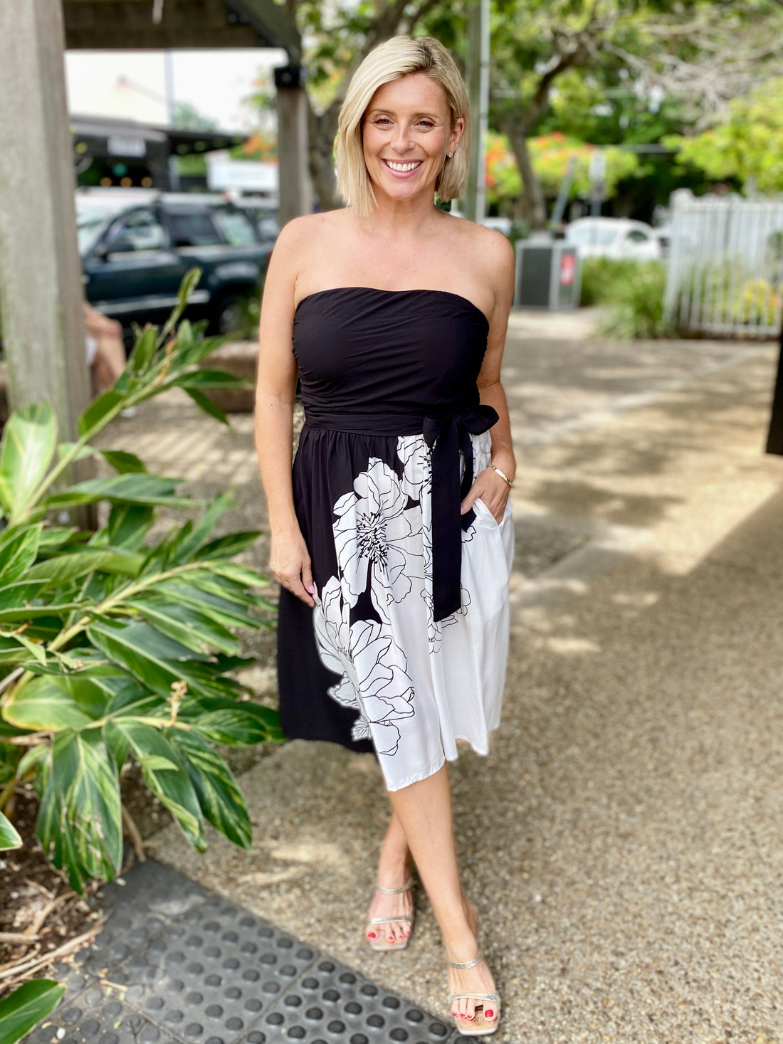 Avalon Mini Dress – Noir Bloom