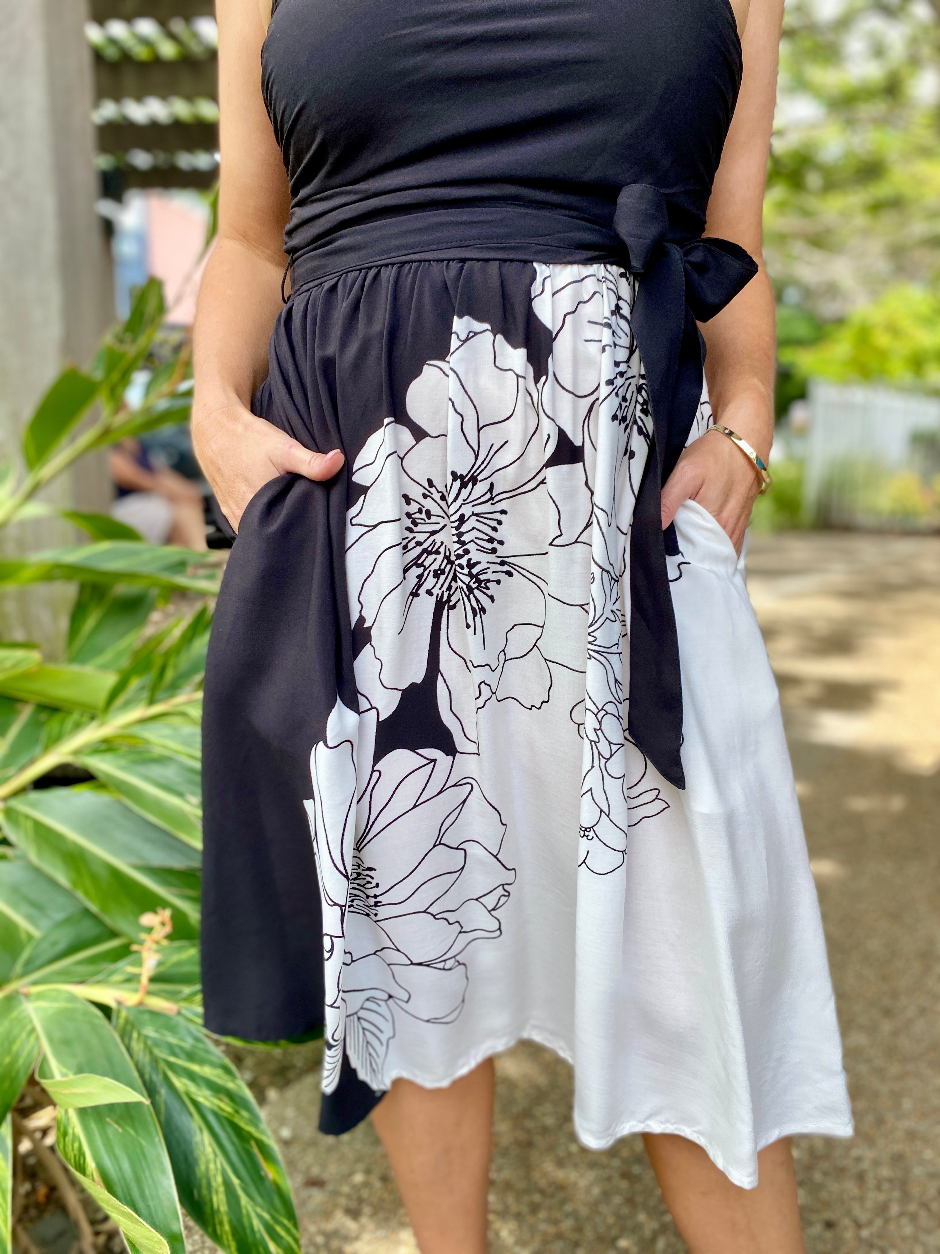 Avalon Mini Dress – Noir Bloom
