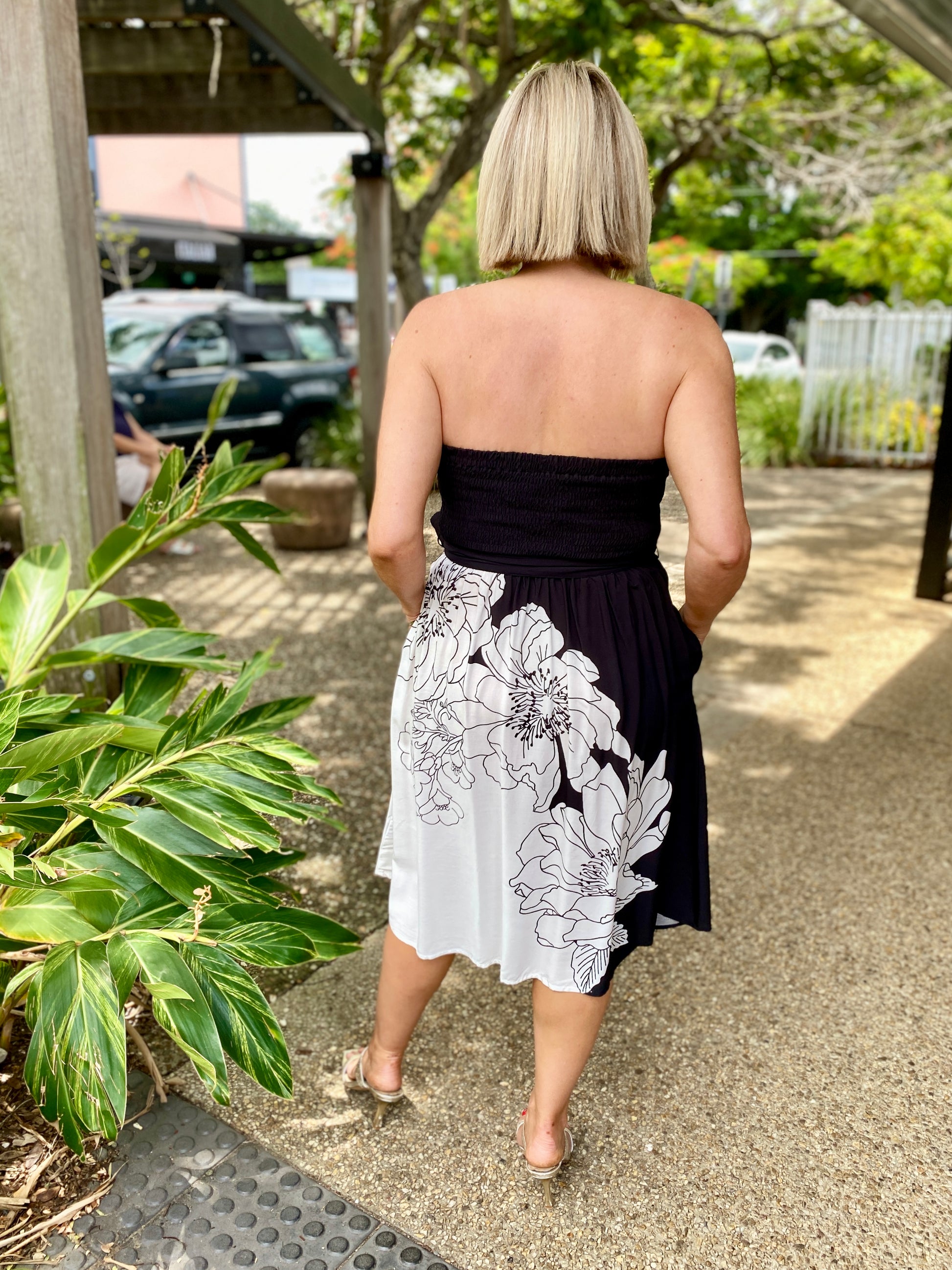 Avalon Mini Dress – Noir Bloom