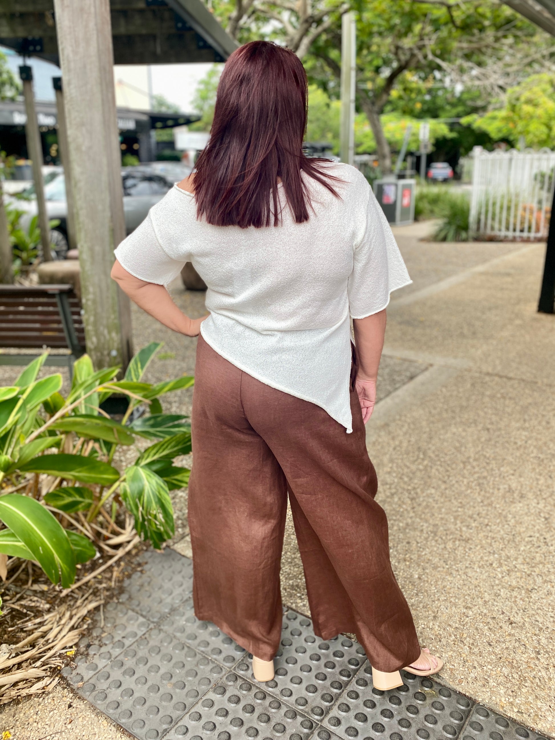 Paige Linen Pant – Choc
