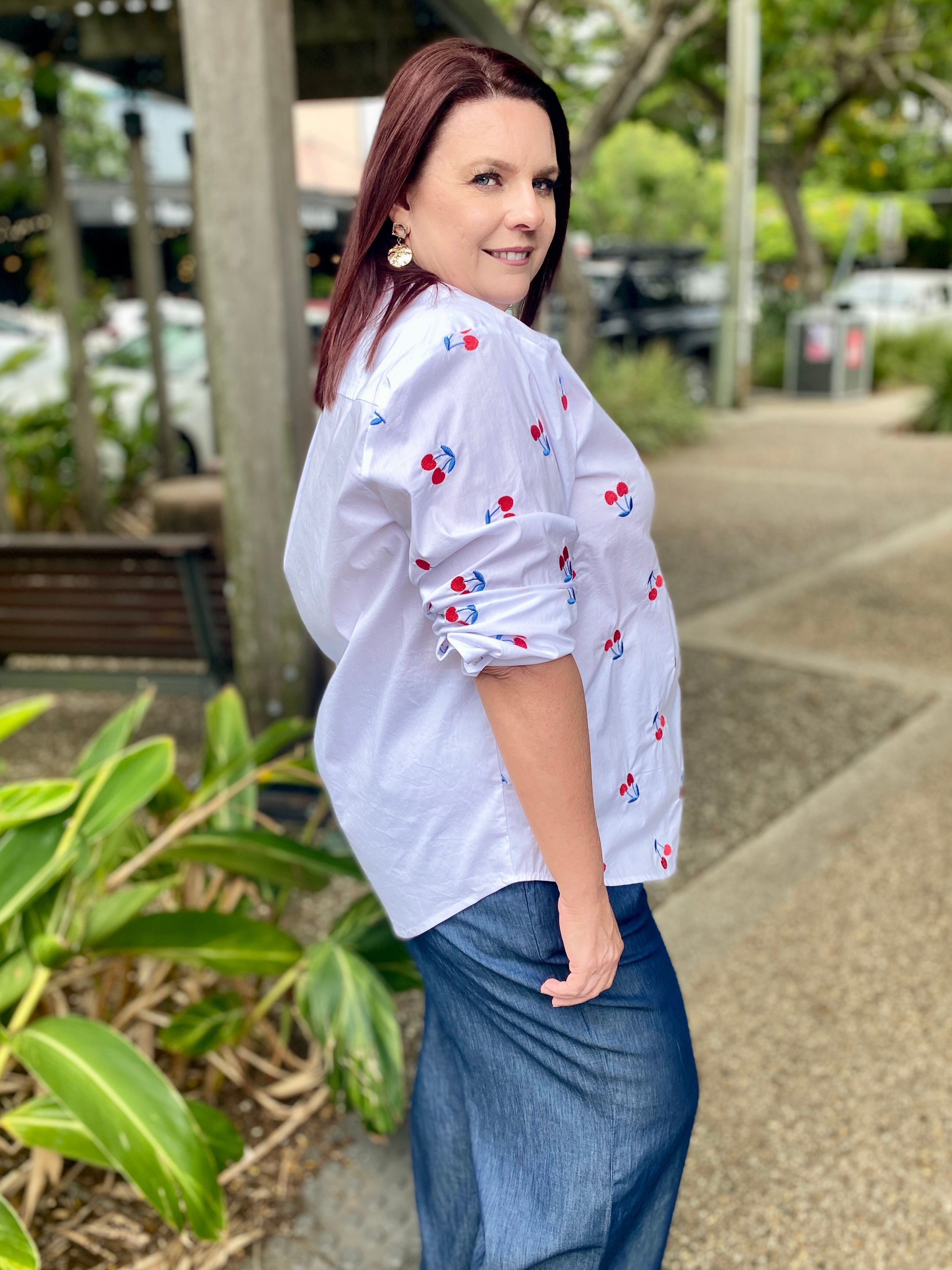 Cherry Emb Shirt – White