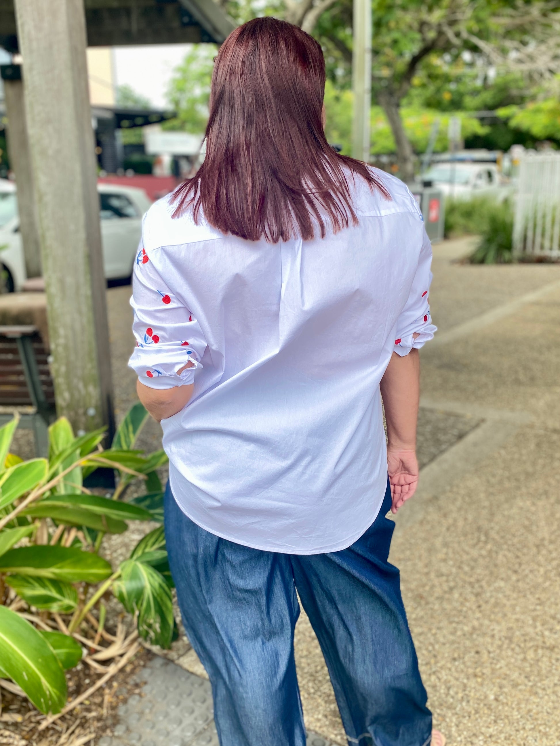Cherry Emb Shirt – White