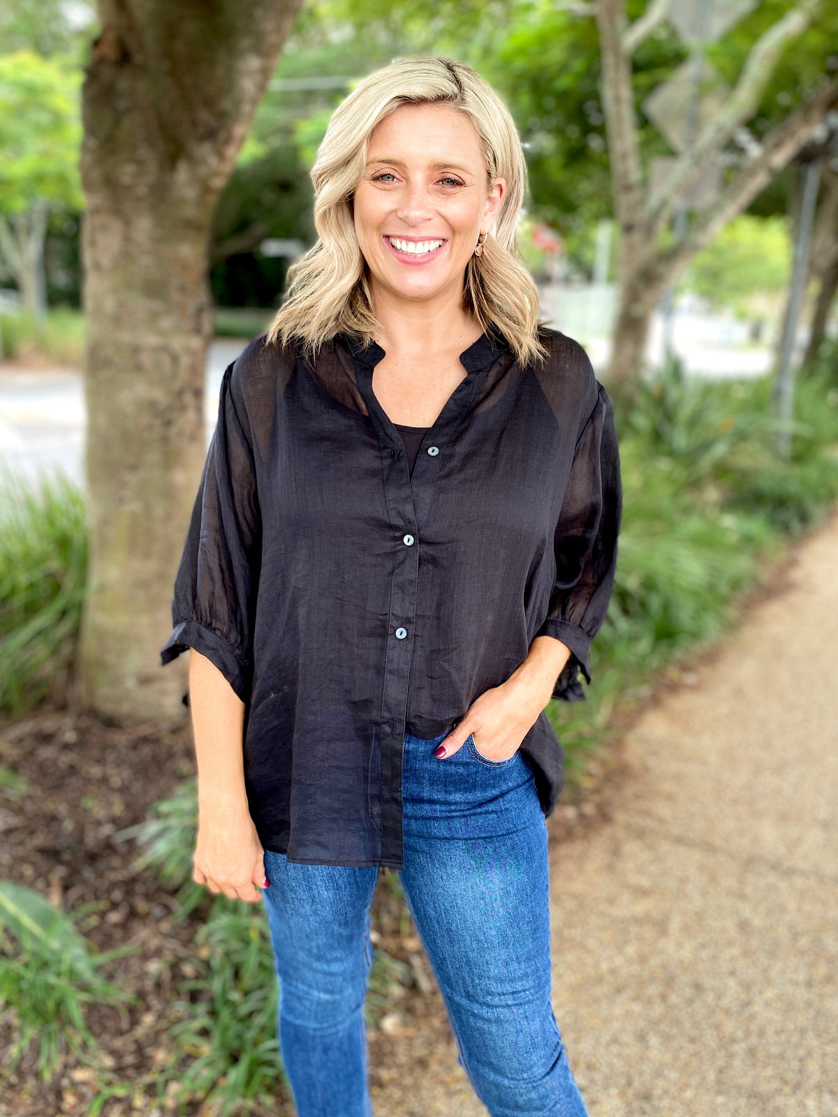 Aurora Linen Shirt – Black