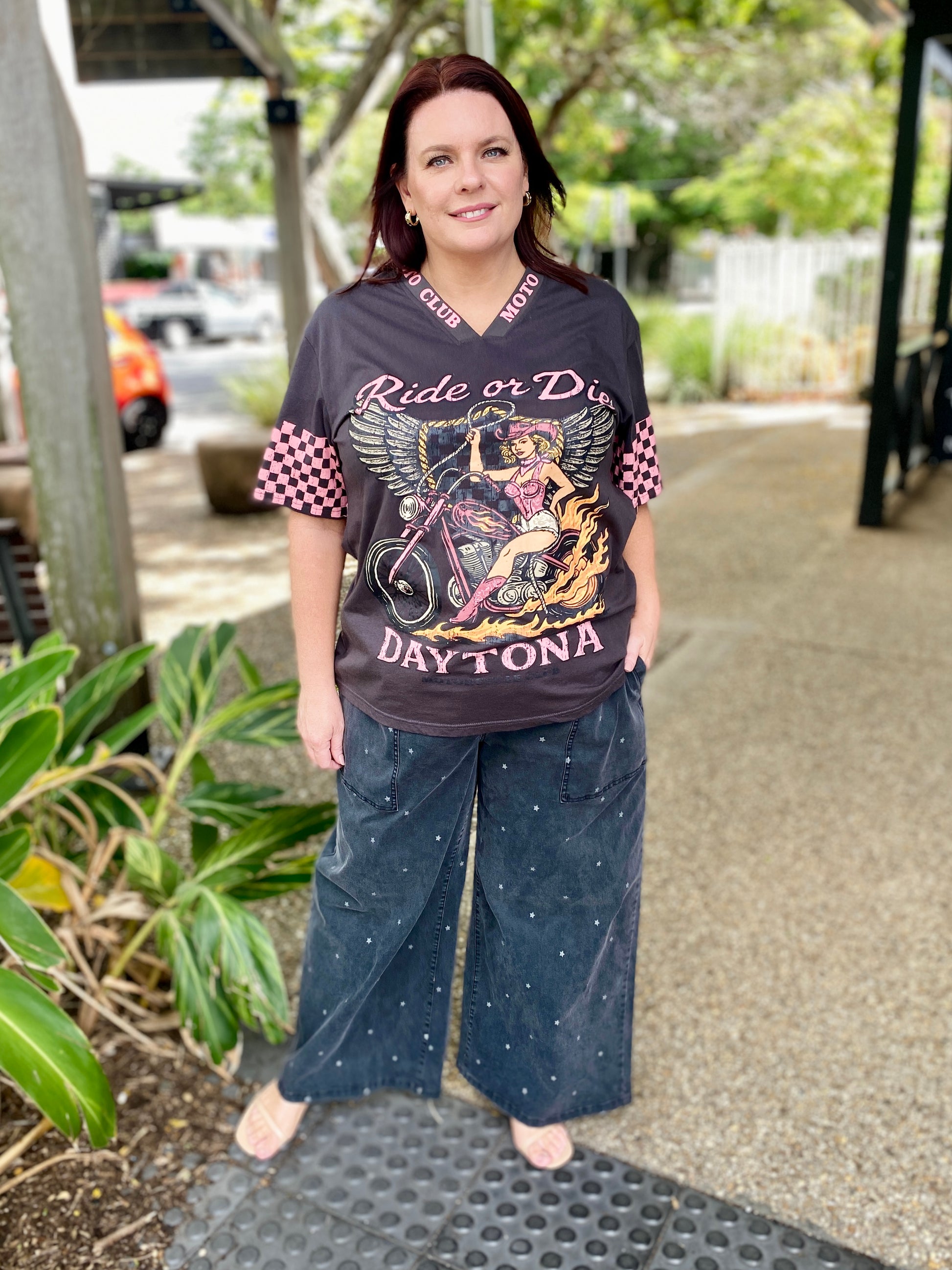 Daytona Tee – Stonewash