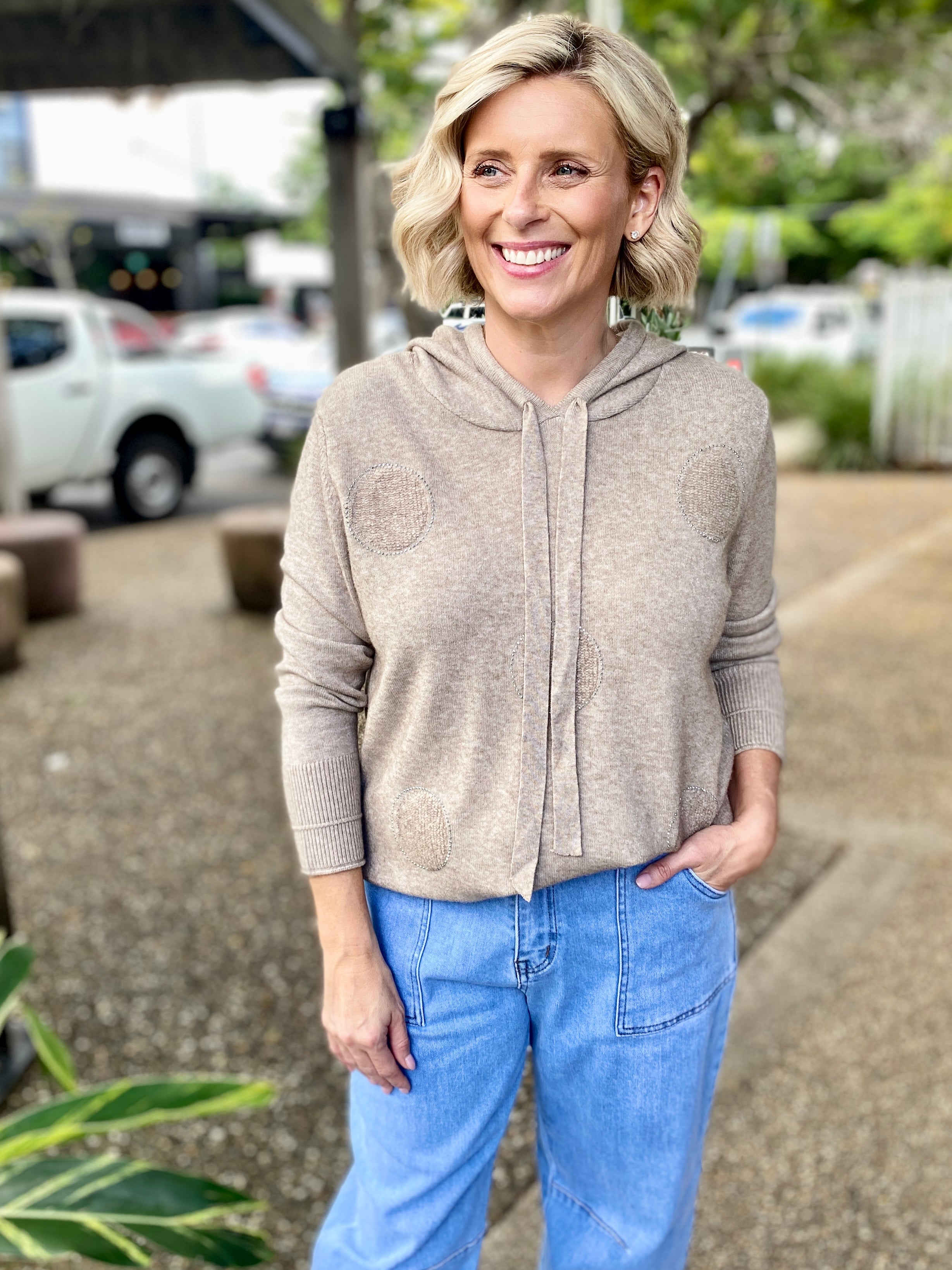 Cirque Hooded Knit – Latte