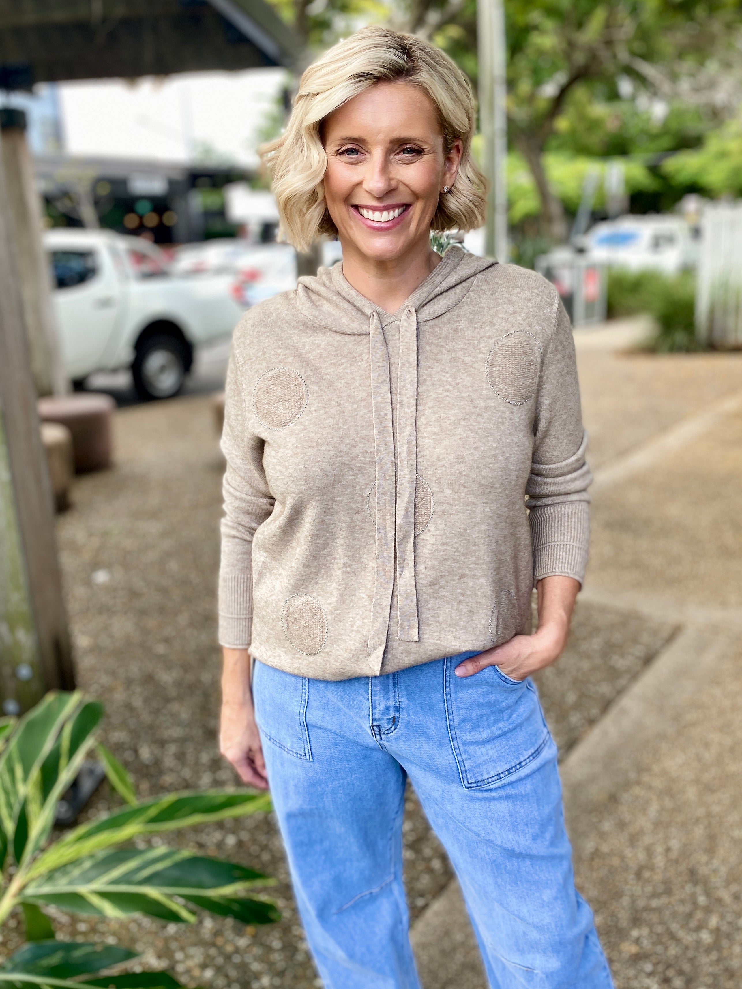 Cirque Hooded Knit – Latte