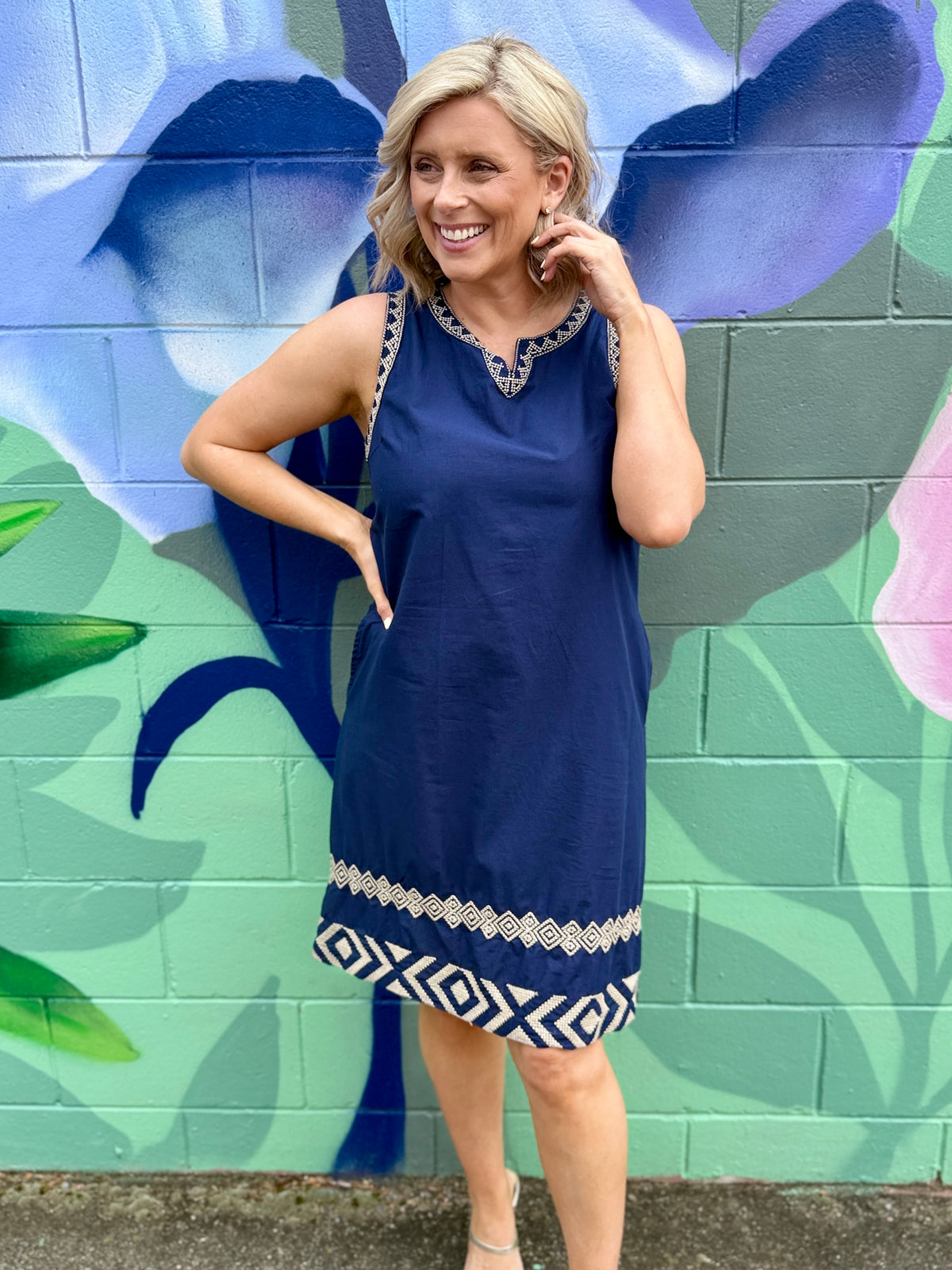 Pippa Emb Dress - Navy