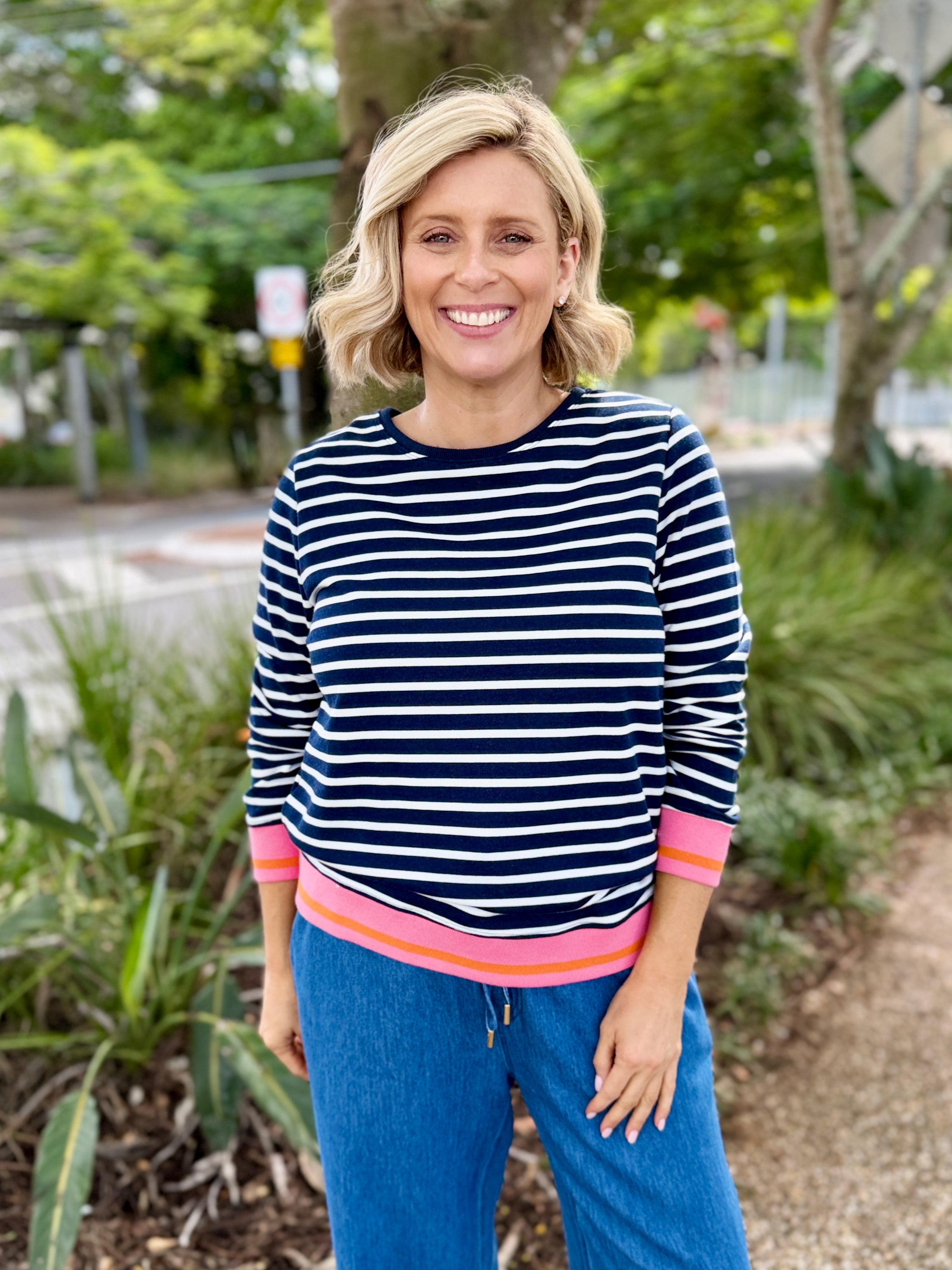 Tyra Sweat - Navy/White Stripe