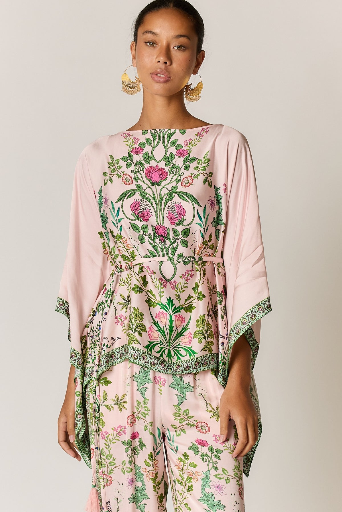 Tatiana Poncho - Pink