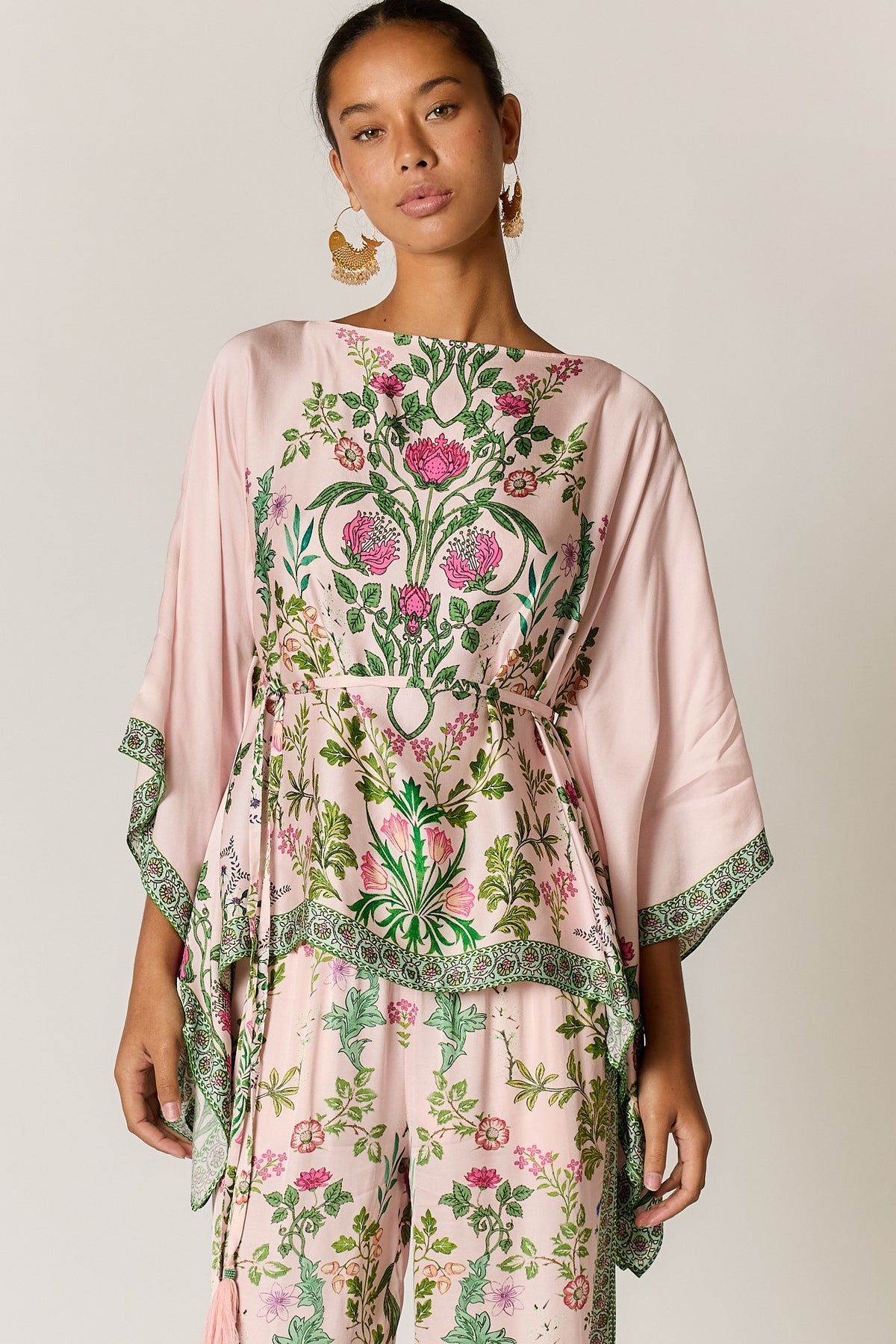 Tatiana Poncho - Pink