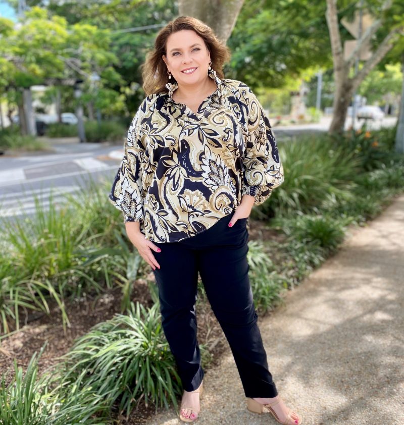 Kiik - Devina Blouse – Black & Threadz - Kent Bengaline Pant – Black