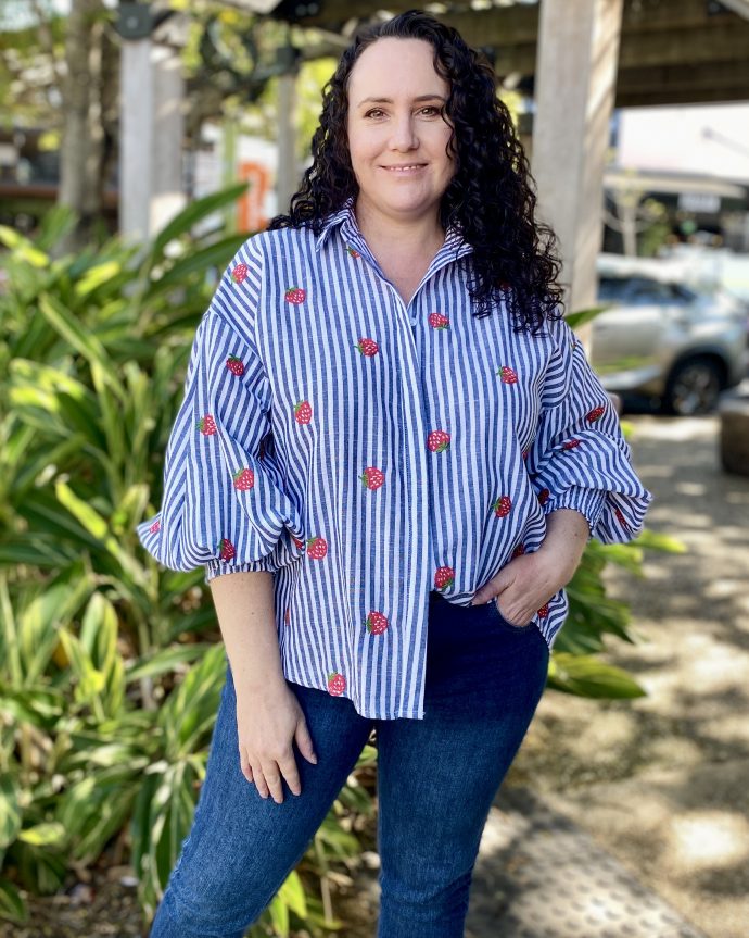 Abby Strawberry Shirt – Black