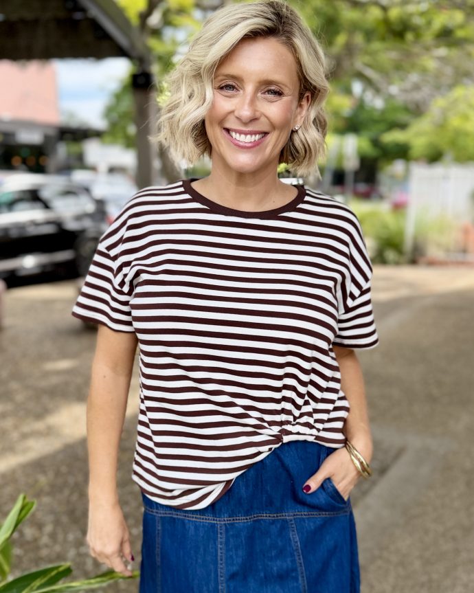 Wynona Tee – Brown Stripe